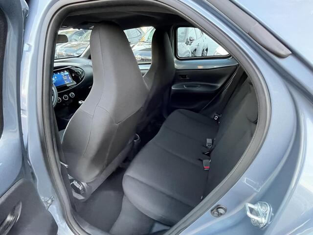 Toyota AYGO X 1.0 VVT-i MT Play
