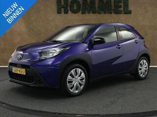 toyota-aygo-x-1.0-vvt-i-mt-play---o