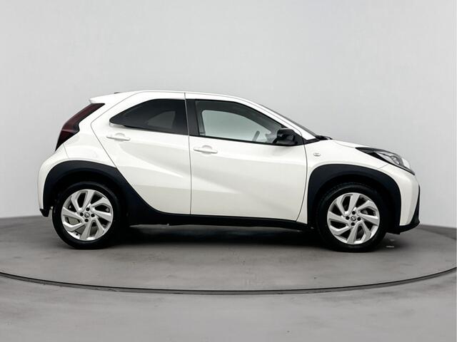 Toyota AYGO X 1.0 VVT-i MT First edition | getinte ramen | mistlampen | Applecarplay |