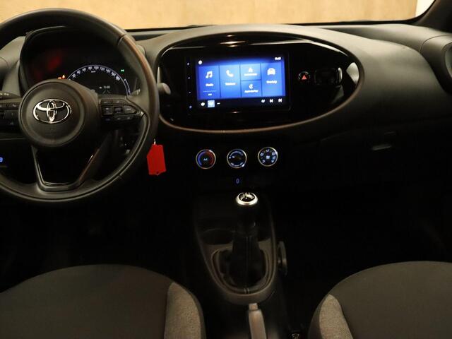 Toyota AYGO X 1.0 VVT-i MT Play - ORIGINEEL NEDERLANDSE AUTO - APPLE CARPLAY/ ANDROID AUTO - ADAPTIVE CRUISE CONTROL - ACHTERUITRIJ CAMERA - AFKOMSTIG VAN DE EERSTE EIGENAAR - DAB RADIO