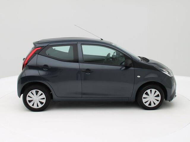 Toyota AYGO 1.0 VVT-i x-fun