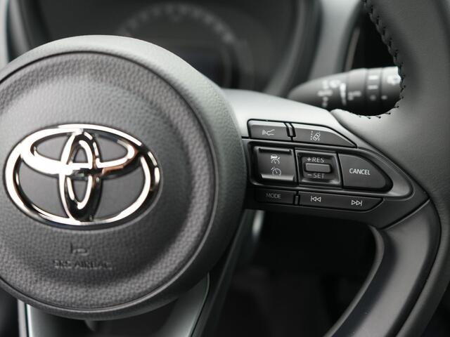 Toyota AYGO X 1.0 VVT-i MT Envy + Cabriodak | Apple Carplay/Android Auto | Cabriodak |