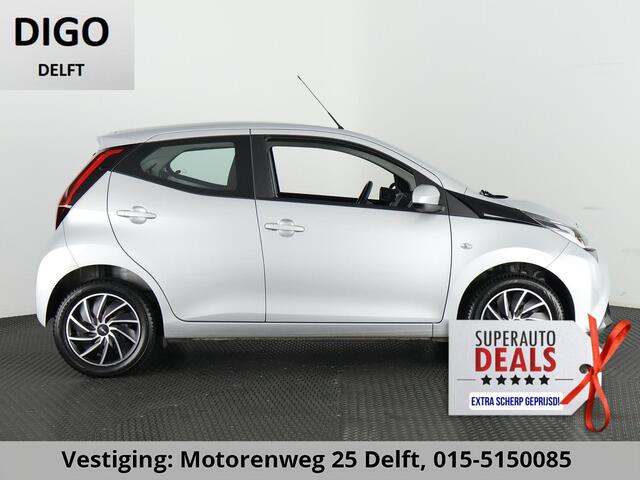 Toyota AYGO 1.0 VVT-i X-PLAY CAMERA CARPLAY NAVI GARANTIE 2029 AIRCO. VOLLEDIG ONDERHOUDEN