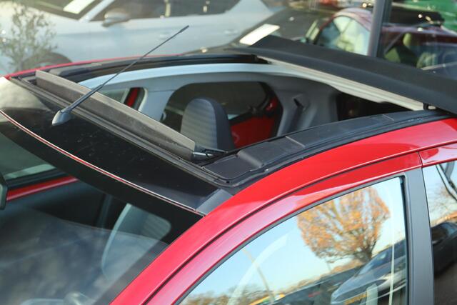 Toyota AYGO 1.0 VVT-i X-JOY AUT. CABRIO | CARPLAY | CAMERA | NAVI | LMV | CLIMATE