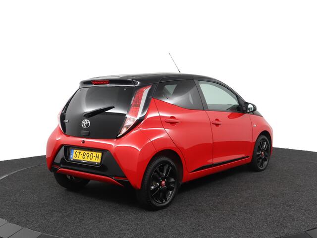 Toyota AYGO 1.0 VVT-i x-cite | DAB radio | Lichtmetalen velgen |