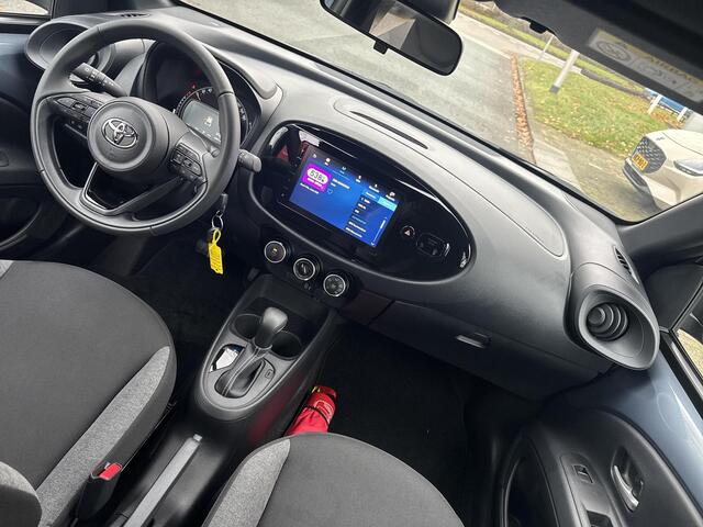 Toyota AYGO X 1.0 VVT-i S-CVT Play | AUTOMAAT | 06-10141018 Voor meer informatie