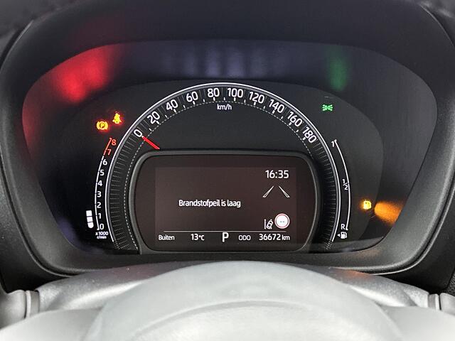 Toyota AYGO X 1.0 VVT-i S-CVT Pulse | BTW voertuig | Stoelverwarming | Achteruitrijcamera |