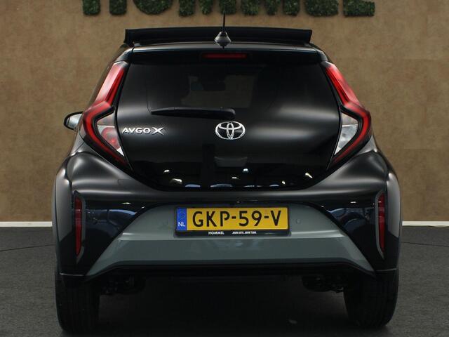 Toyota AYGO X 1.0 VVT-i S-CVT Premium - ORIGINEEL NEDERLANDSE AUTO - PARKEERSENSOREN VOOR EN ACHTER - CABRIO DAK - STOEL VERWARMING - KEYLESS ENTRY & START - APPLE CARPLAY/ANDROID AUTO - DRAADLOZE OPLADER - NAVIGATIE - JBL AUDIOINSTALLATIE