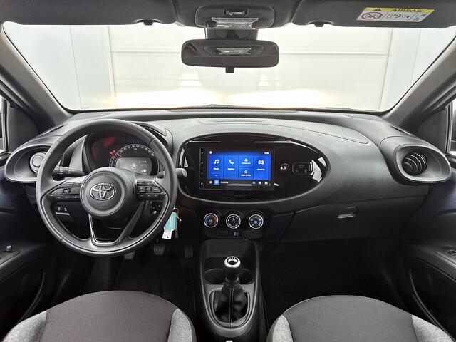Toyota AYGO X 1.0 VVT-i MT Play | Draadloos Apple Carplay -/ Android Auto | Parkeercamera | Cruise Control Adaptief |