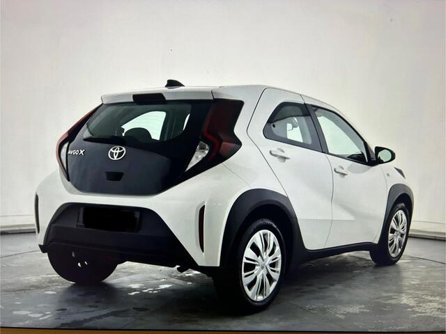 Toyota AYGO X 1.0 VVT-i MT