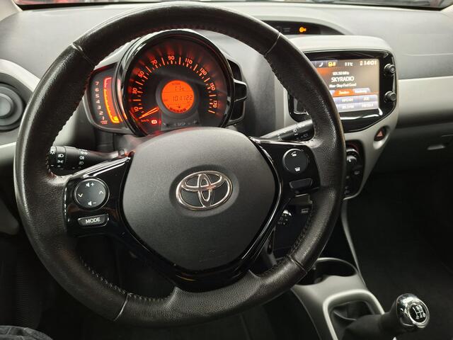 Toyota AYGO 1.0 VVT-i x-play Camera | Bluetooth | 5 Deurs |