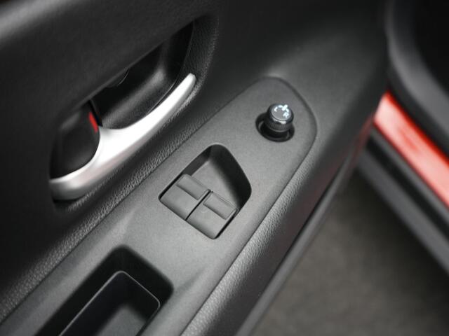 Toyota AYGO X 1.0 VVT-i S-CVT Limited | Cabrio | Automaat | Stoelverwarming | Parkeersensoren |