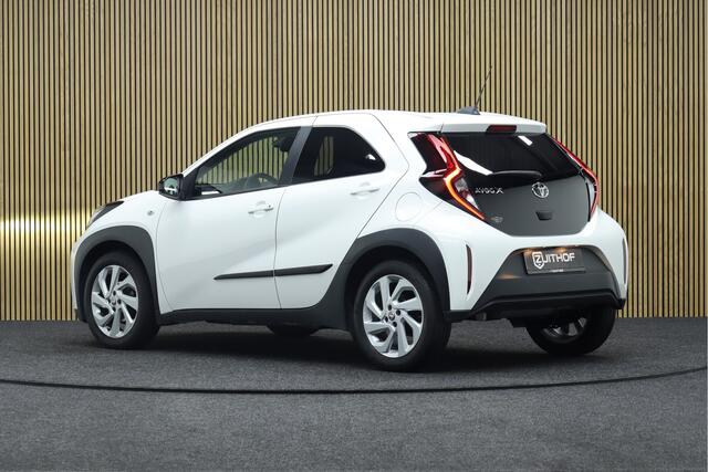 Toyota AYGO X 1.0 VVT-i MT Automaat Pulse | Direct Leverbaar! | Adaptive-cruise | Camera | Clima | Maps Navigatie | Apple Carplay & Android Auto | Full led | Stoelverwarming