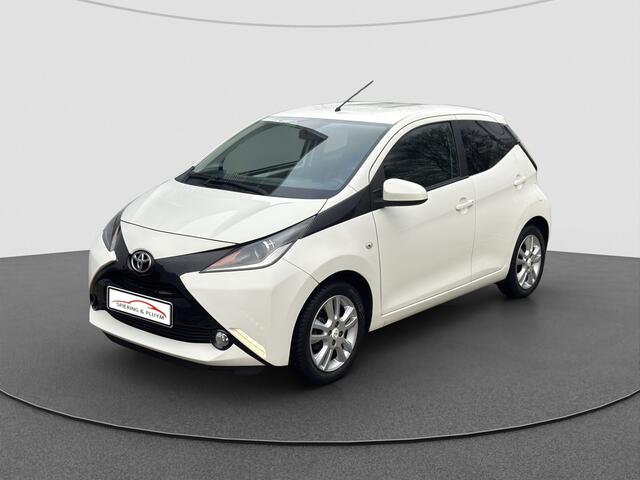Toyota AYGO 1.0 VVT-i X-Joy | LMV | Climate | NL auto