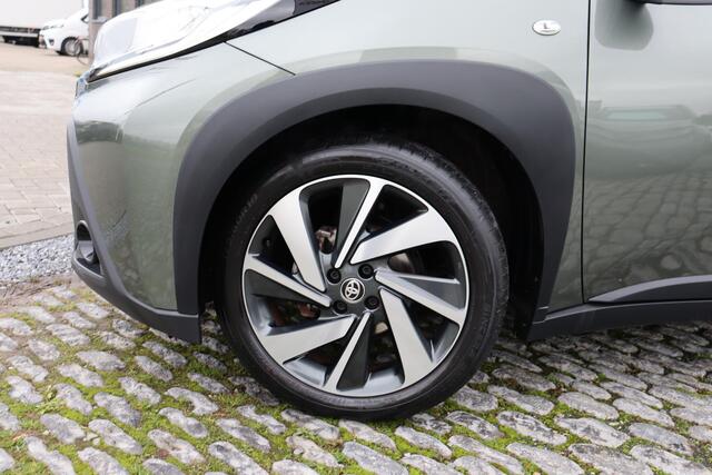 Toyota AYGO X 1.0 VVT-i S-CVT Envy Lage km stand JBL Audio, Apple Carplay / Android Auto.