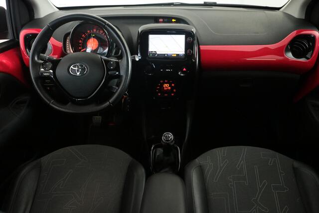 Toyota AYGO 1.0 VVT-i x-joy, Navi