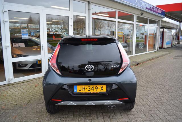Toyota AYGO 1.0 70PK VVT-i X-Sport | Camera | LM | Orig. NL | NAP |