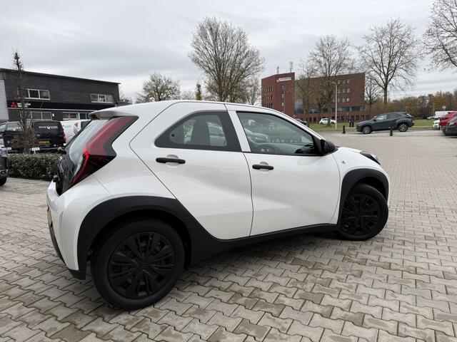 Toyota AYGO 1.0 VVT-i MT | Apple CarPlay/Android Auto | Adap. Cruise |
