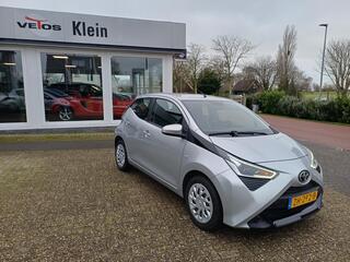 toyota-aygo-1.0-vvt-i-x-play