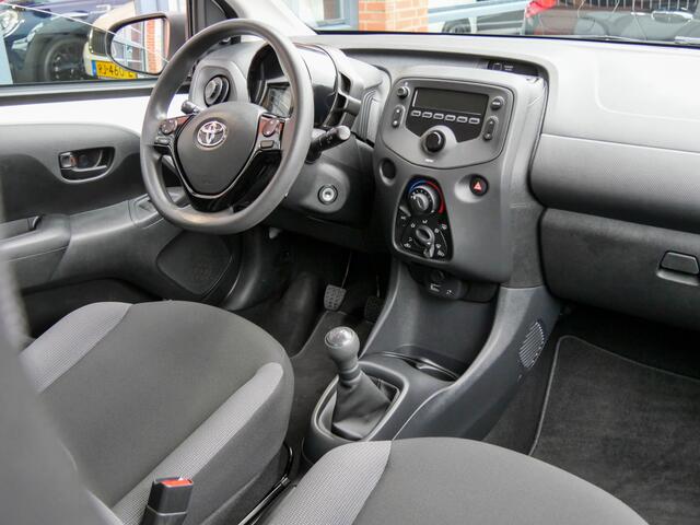 Toyota AYGO 1.0 VVT-i x-fun | BLUETOOTH | CRUISE CONTROL | AIRCO |