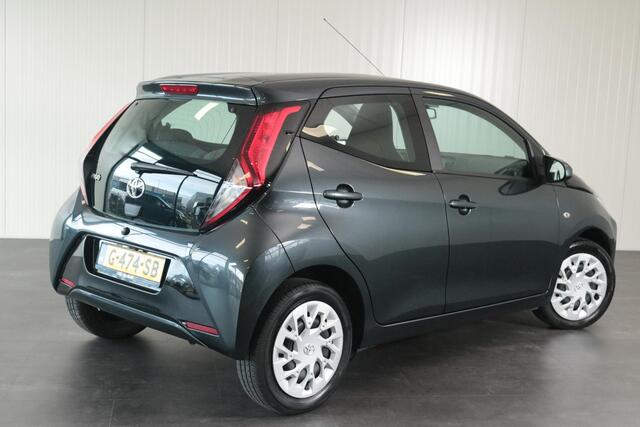 Toyota AYGO 1.0 VVT-i X-Play limited, Carplay
