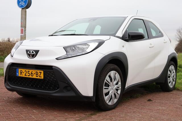 Toyota AYGO 1.0 VVT-i MT Play