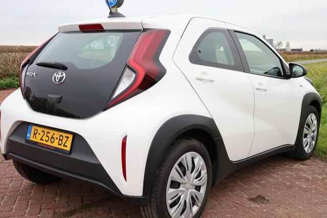 Toyota AYGO 1.0 VVT-i MT Play