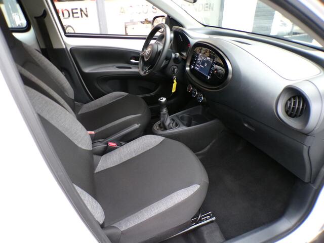 Toyota AYGO X 1.0 VVT-i 5-Drs Black Edition DEALER ONDERHOUDEN,TOP STAAT!