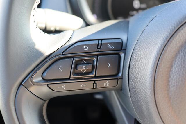 Toyota AYGO X 1.0 VVT-i MT Pulse Limited, Stoelverwarming, Lm velgen, Apple Carplay / Android Auto, Parkeercamera, Privacy Glass!