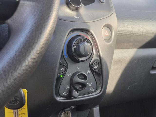 Toyota AYGO 1.0 VVT-i x-fun