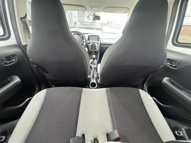 Toyota AYGO 1.0 VVT-i x-sport | All Season | Camera