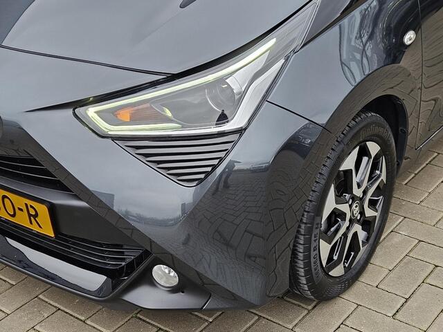 Toyota AYGO 1.0 VVT-i x-play Carplay Android Camera LM15