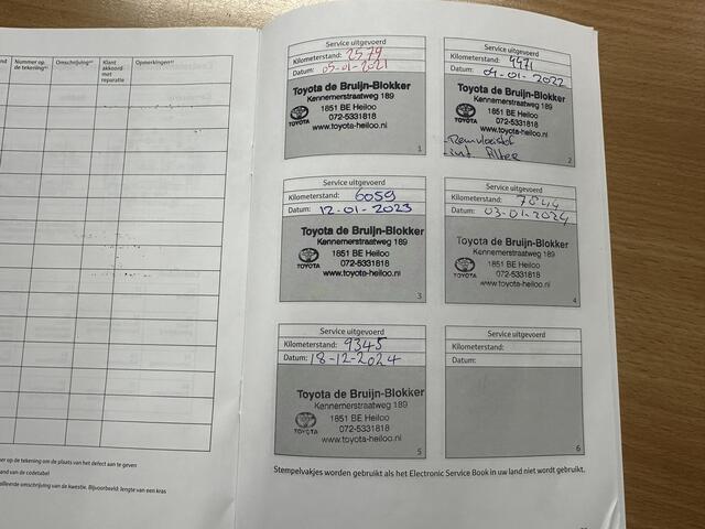 Toyota AYGO 1.0 VVT-i x-play 1e eigenaar / slechts 11.147 km! / Apple carplay / Android auto / rijklaarprijs