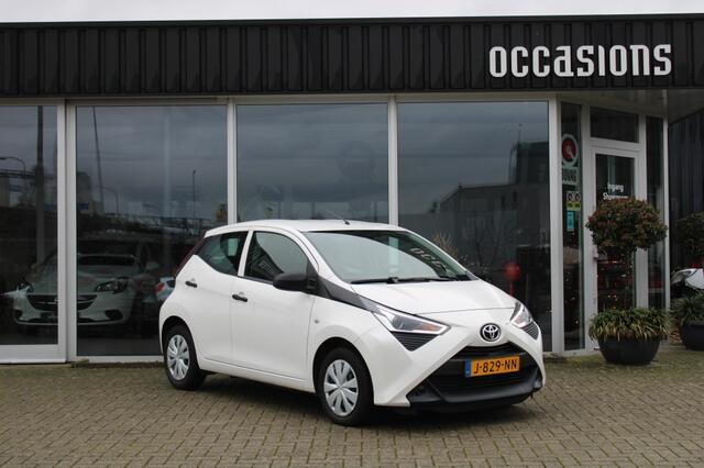 Toyota AYGO 1.0 VVT-i x-fun