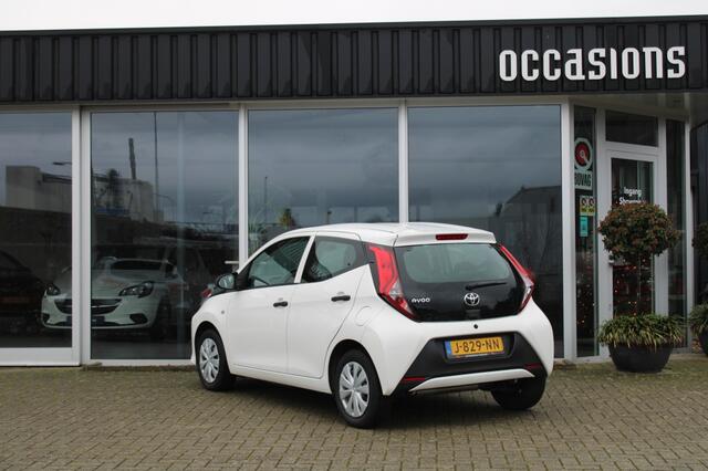 Toyota AYGO 1.0 VVT-i x-fun