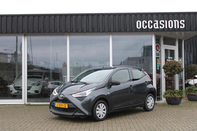 Toyota AYGO 1.0 VVT-i x-fun