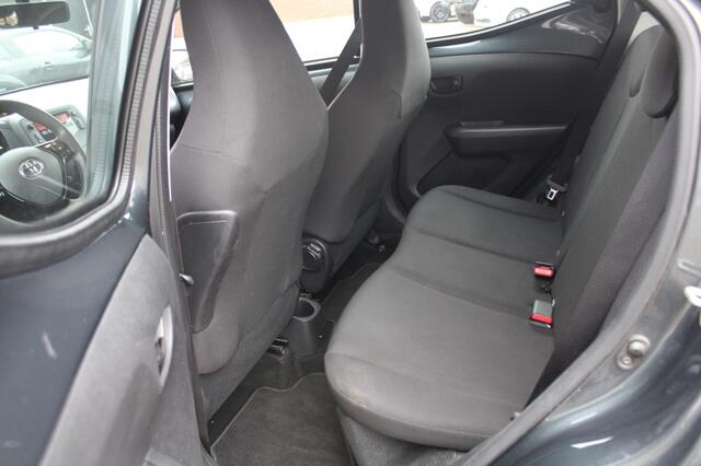 Toyota AYGO 1.0 VVT-i x-fun