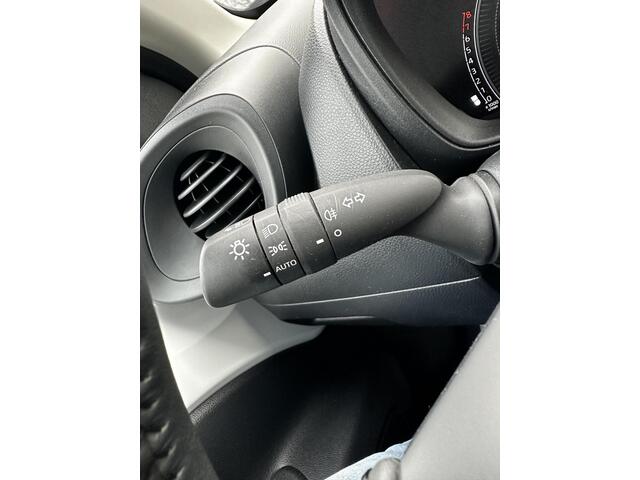 Toyota AYGO X 1.0 VVT-i S-CVT Play Automaat | Carplay | Camera