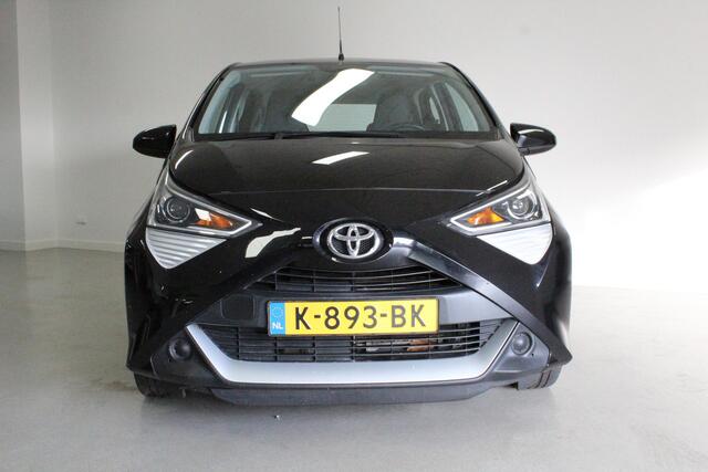 Toyota AYGO 1.0 VVT-i x-play | LIMIT-CRUISE | CAMERA | ELEK-RAMEN | AIRCO | CARPLAY | CPV | NL-AUTO+NAP! |