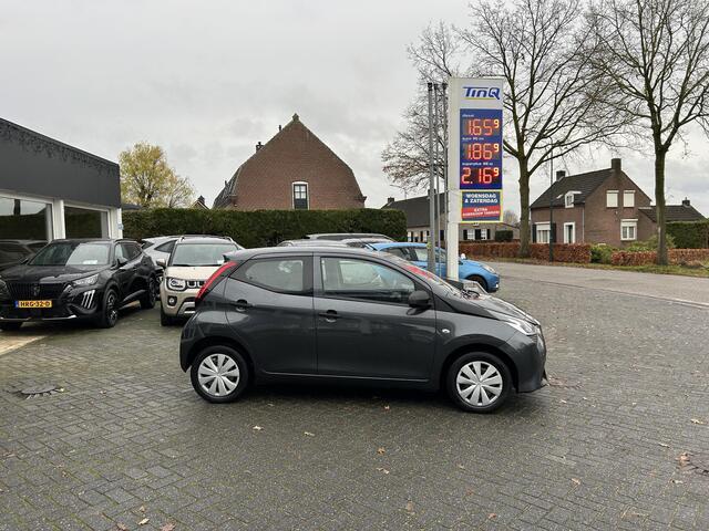 Toyota AYGO 1.0 VVT-i x-fun