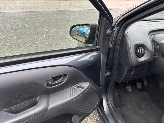 Toyota AYGO 1.0 VVT-i x-fun