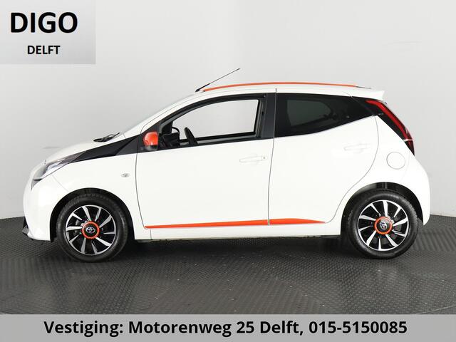 Toyota AYGO 1.0 VVT-i X-OTIC CABRIOLET 30.000 KM !! GARANTIE TOT 3-2029! LEDER.CARPLAY NAVI.AIRCO.LMV CAMERA !