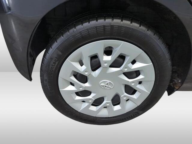 Toyota AYGO 1.0 VVT-i x-play |Carplay|Camera|Airco|Led!