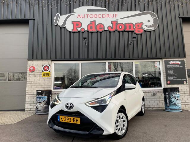 Toyota AYGO 1.0 VVT-I X-PLAY, Carplay, Camera, Isofix, Dealer onderhouden