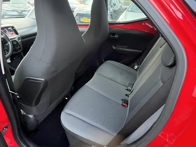 Toyota AYGO 1.0 VVT-i x-play cabrio