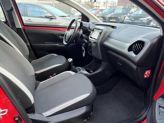 Toyota AYGO 1.0 VVT-i x-play cabrio