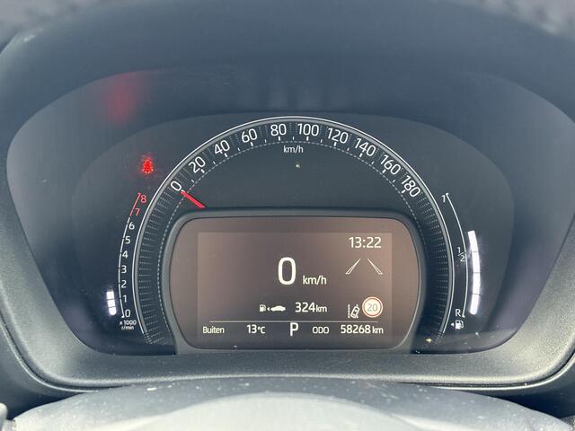 Toyota AYGO X 1.0 VVT-i S-CVT Envy **NAVIGATIE/ TREKHAAK/ STOELVERWARMING/ PARKEERSENSOREN**