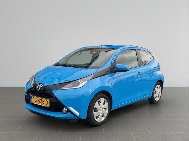 Toyota AYGO 1.0 VVT-i x-play Airco | Camera | Bluetooth