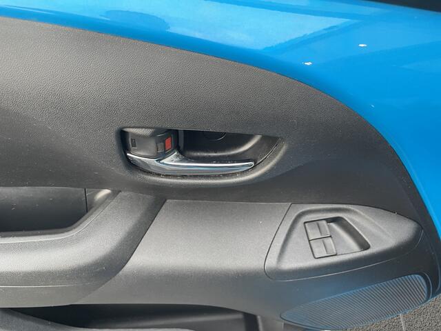 Toyota AYGO 1.0 VVT-i x-play Airco | Camera | Bluetooth