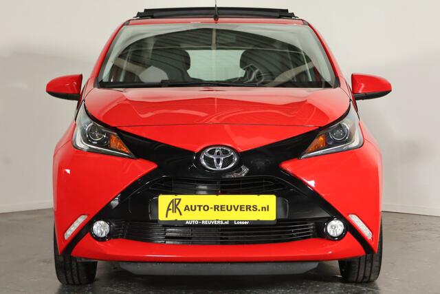 Toyota AYGO 1.0 VVT-i x-wave / Opendak / Navigatie / Half leder / ECC
